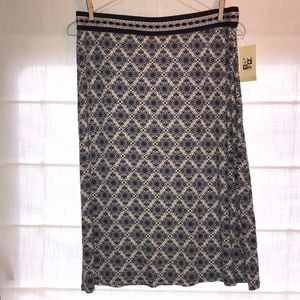 Max Studio Womens Skirt Size Small NWT